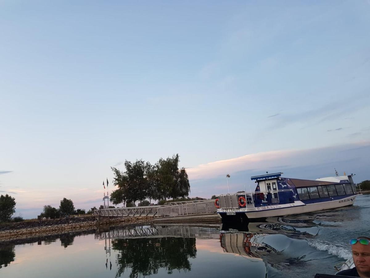 Вилла Chez Cadet Larzicourt Экстерьер фото